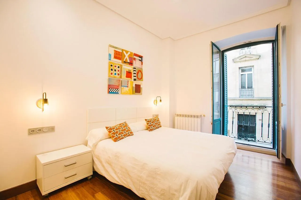 Apartamentos San Marcial 28 سان سيباستيان إسبانيا